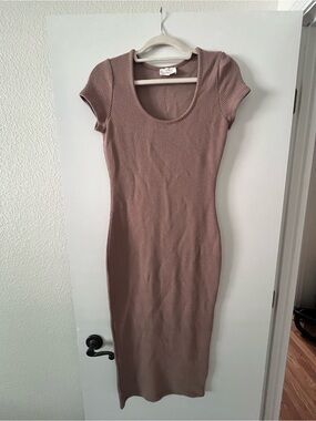 Bohme Ribbed Scoop Neck Midi Dress in Taupe